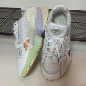 Adidas Yung 96 in Pastel